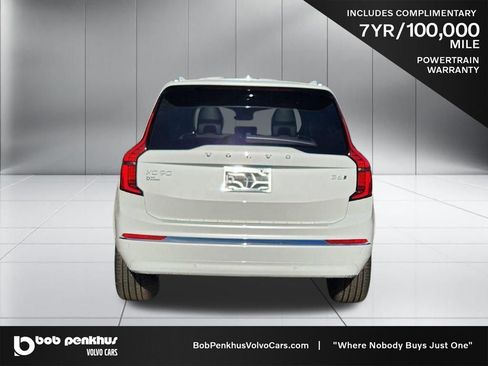 New 2026 Volvo XC90 B6 Plus w/ Protection Package Premier AWD/4WD image 32