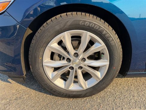 Used 2019 Chevrolet Malibu LT image 10