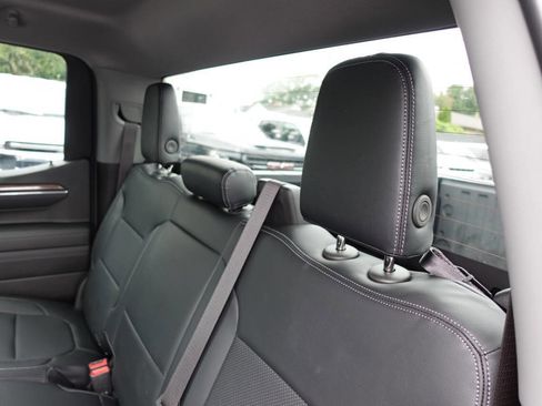 Used 2024 Chevrolet Silverado 1500 LT image 24