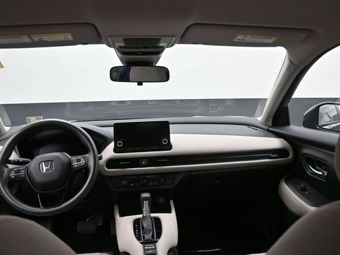 Used 2024 Honda HR-V LX image 14
