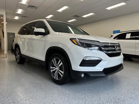 Used 2017 Honda Pilot EX-L image 12