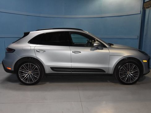 Certified 2026 Porsche Macan AWD/4WD image 22
