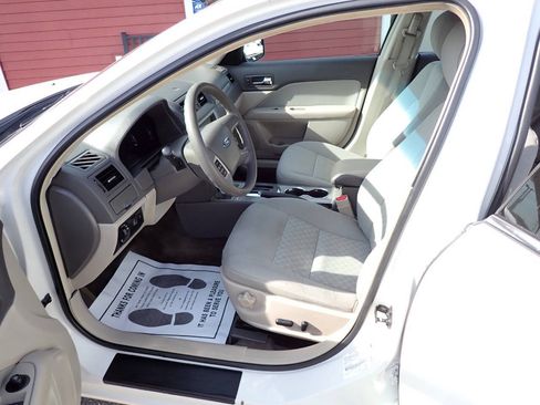 Used 2012 Ford Fusion SE FWD image 7