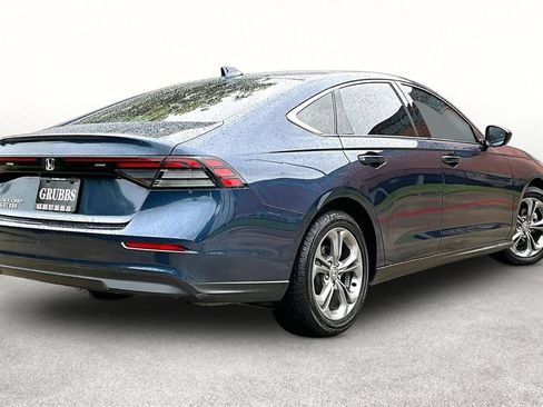 Used 2023 Honda Accord EX image 2