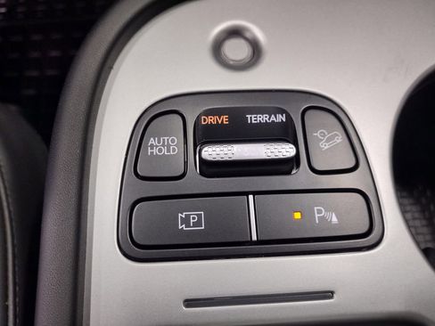 New 2026 Hyundai Ioniq 9 Calligraphy image 40