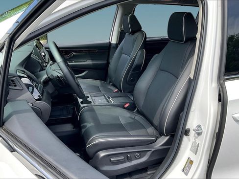 Used 2026 Honda Odyssey Elite image 21