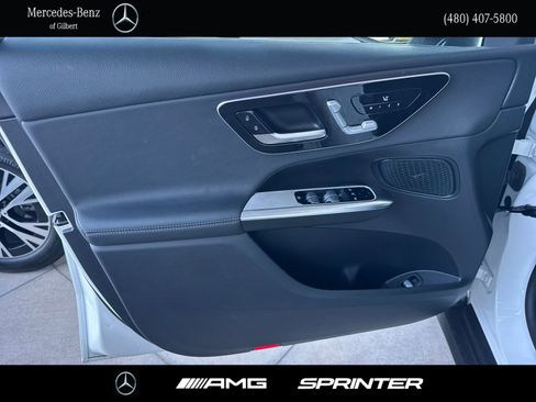 Certified 2025 Mercedes-Benz GLC 300 image 8