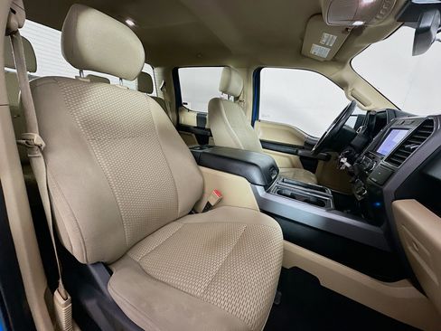 Used 2020 Ford F150 XLT w/ Equipment Group 302A Luxury image 31