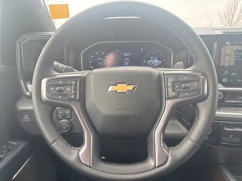 Used 2025 Chevrolet Silverado 1500 High Country w/ Technology Package image 14