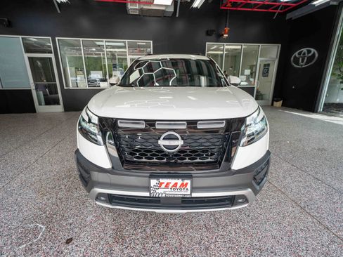 Used 2024 Nissan Pathfinder Rock Creek AWD/4WD image 6