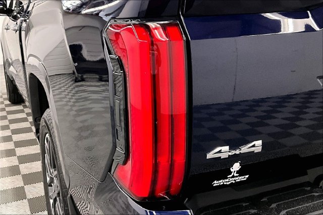 Used 2023 Toyota Tundra Limited AWD/4WD image 37