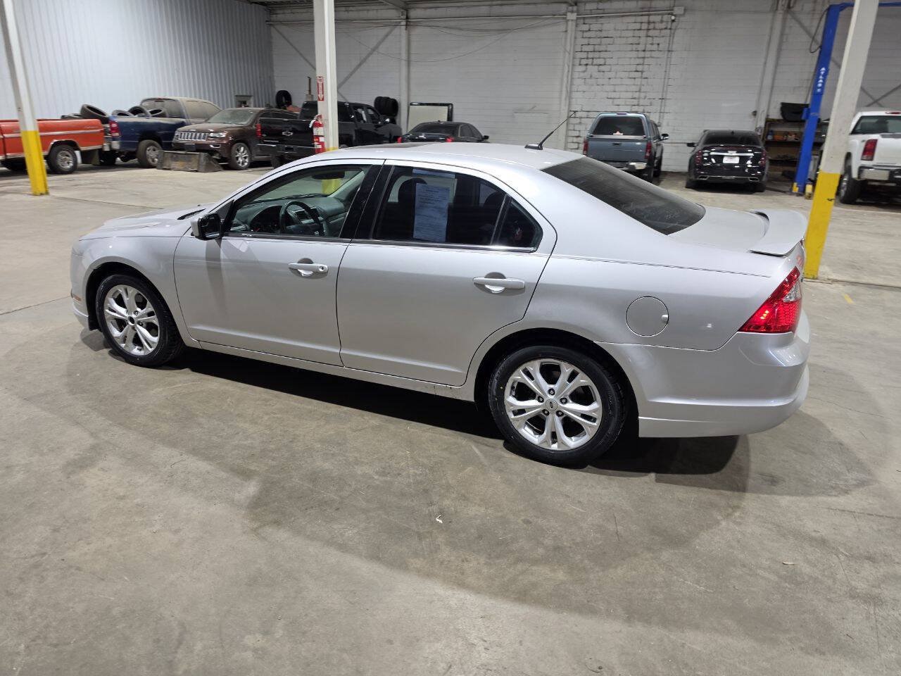 Used 2012 Ford Fusion SE FWD image 7