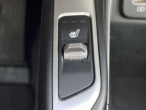 Used 2023 Kia Sorento S w/ Panoramic Sunroof Package image 35