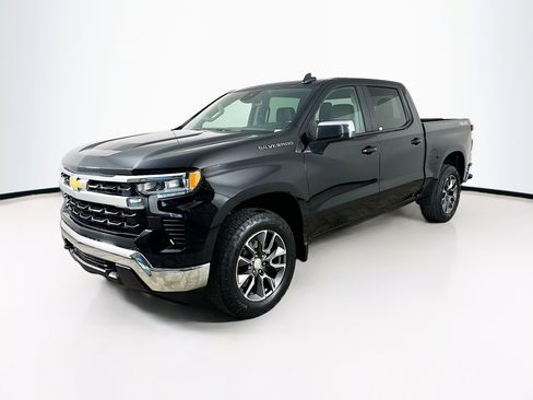 Used 2023 Chevrolet Silverado 1500 LT image 3