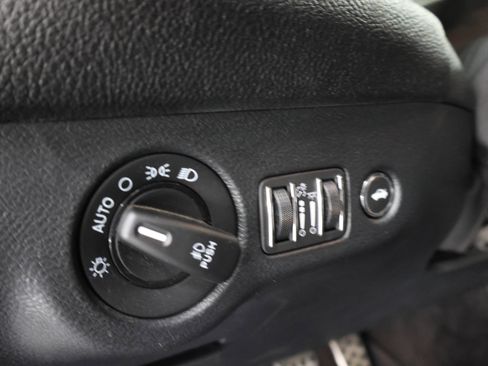 Used 2018 Dodge Challenger SRT w/ Technology Group image 35