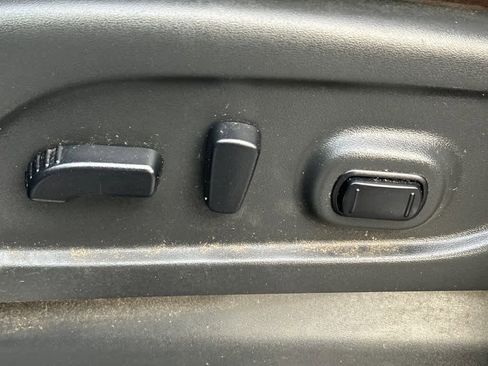 Used 2021 Nissan Titan Platinum Reserve w/ Moonroof Package image 19