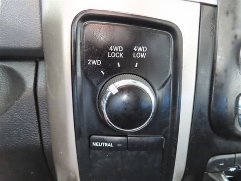 Used 2014 RAM 2500 Big Horn AWD/4WD image 20