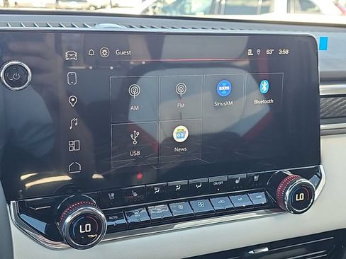 New 2026 GMC Canyon AT4X w/ AT4X AEV Edition AWD/4WD image 13