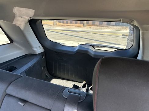 Used 2017 GMC Terrain SLE FWD image 8