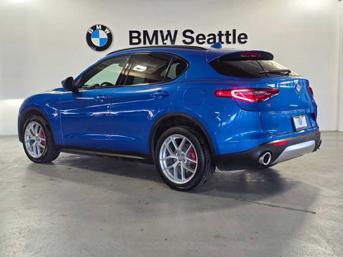 Used 2018 Alfa Romeo Stelvio Ti Sport image 4