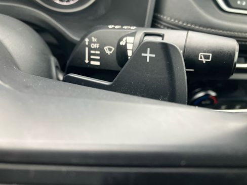 Used 2025 Nissan Rogue SV FWD image 20