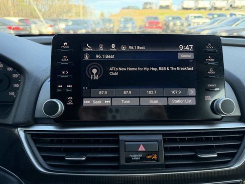 Used 2021 Honda Accord Sport image 21