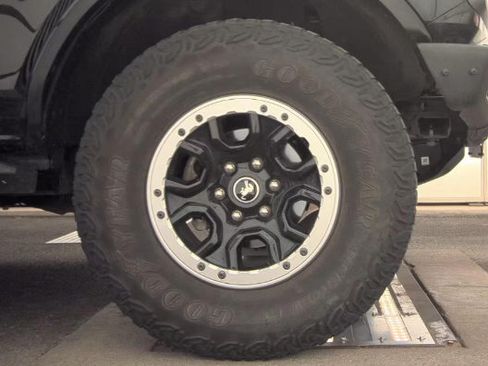Used 2022 Ford Bronco Badlands AWD/4WD image 19