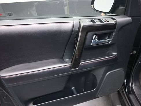 Used 2015 Toyota 4Runner Trail AWD/4WD image 16