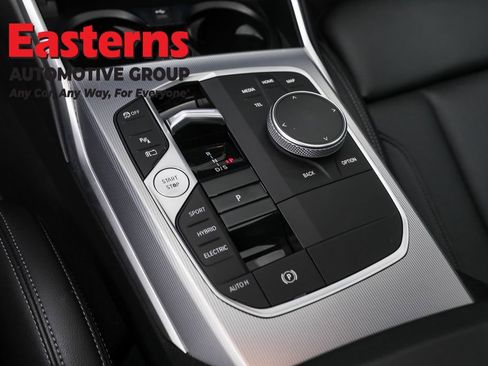 Used 2023 BMW 330e w/ M Sport Package RWD image 13