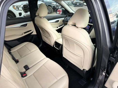 Used 2020 INFINITI QX50 Luxe AWD/4WD image 18