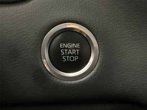 Used 2023 Toyota Tundra Limited w/ Power Package RWD image 21