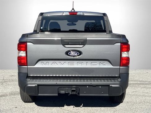 New 2025 Ford Maverick XL image 22
