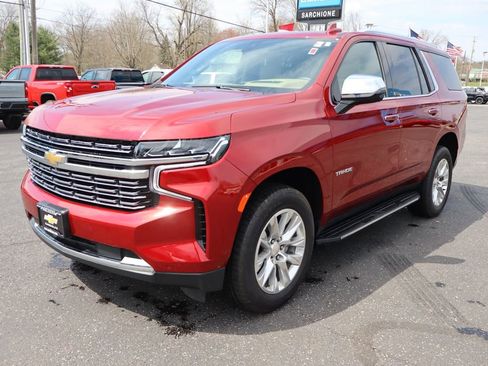 Used 2022 Chevrolet Tahoe Premier w/ Premium Package 2 AWD/4WD image 36