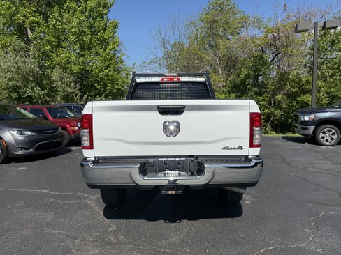 Used 2024 RAM 3500 Tradesman w/ Chrome Appearance Group AWD/4WD image 5