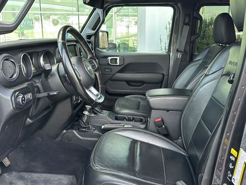 Used 2021 Jeep Gladiator Overland w/ Popular Equipment Package image 8