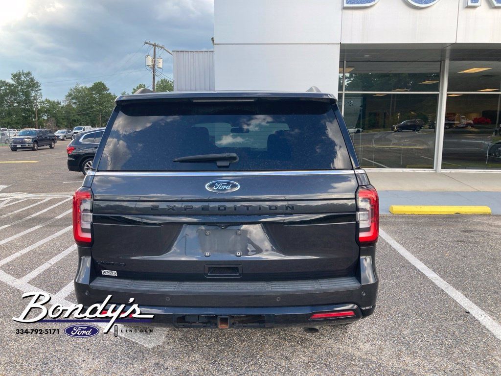 Used 2023 Ford Expedition Limited RWD image 4