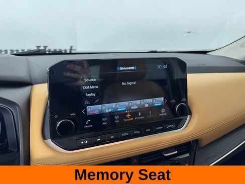 Used 2023 Nissan Rogue Platinum w/ Platinum Premium Package image 15