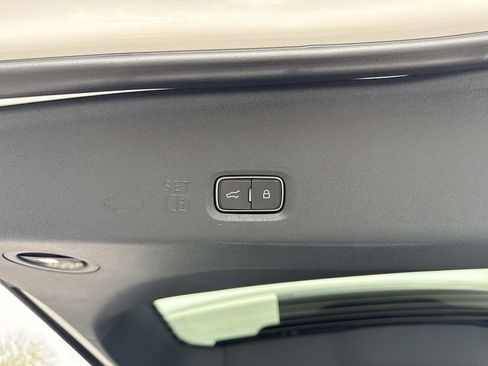 New 2025 Lincoln Navigator Reserve image 14