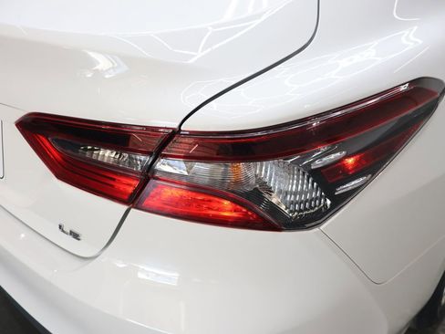 Used 2022 Toyota Camry LE FWD image 29