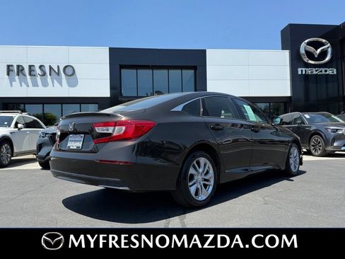 Used 2018 Honda Accord LX image 8