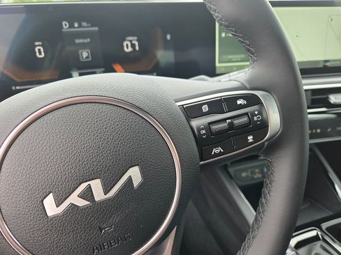 New 2025 Kia K5 GT-Line image 16