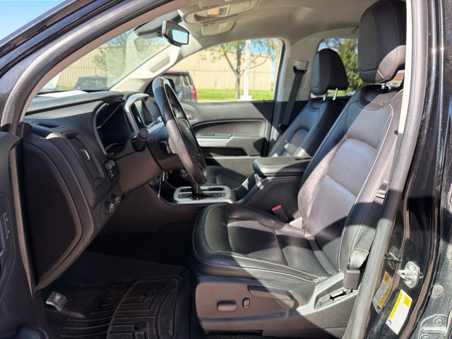 Used 2018 Chevrolet Colorado LT w/ Luxury Package, Chrome AWD/4WD image 17