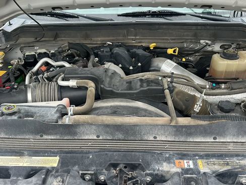 Used 2016 Ford F250 XLT w/ XLT Value Package AWD/4WD image 18
