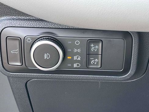 New 2026 Ford Explorer Active AWD/4WD image 35