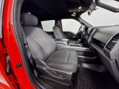 Used 2018 Ford F150 XLT w/ Equipment Group 302A Luxury image 26