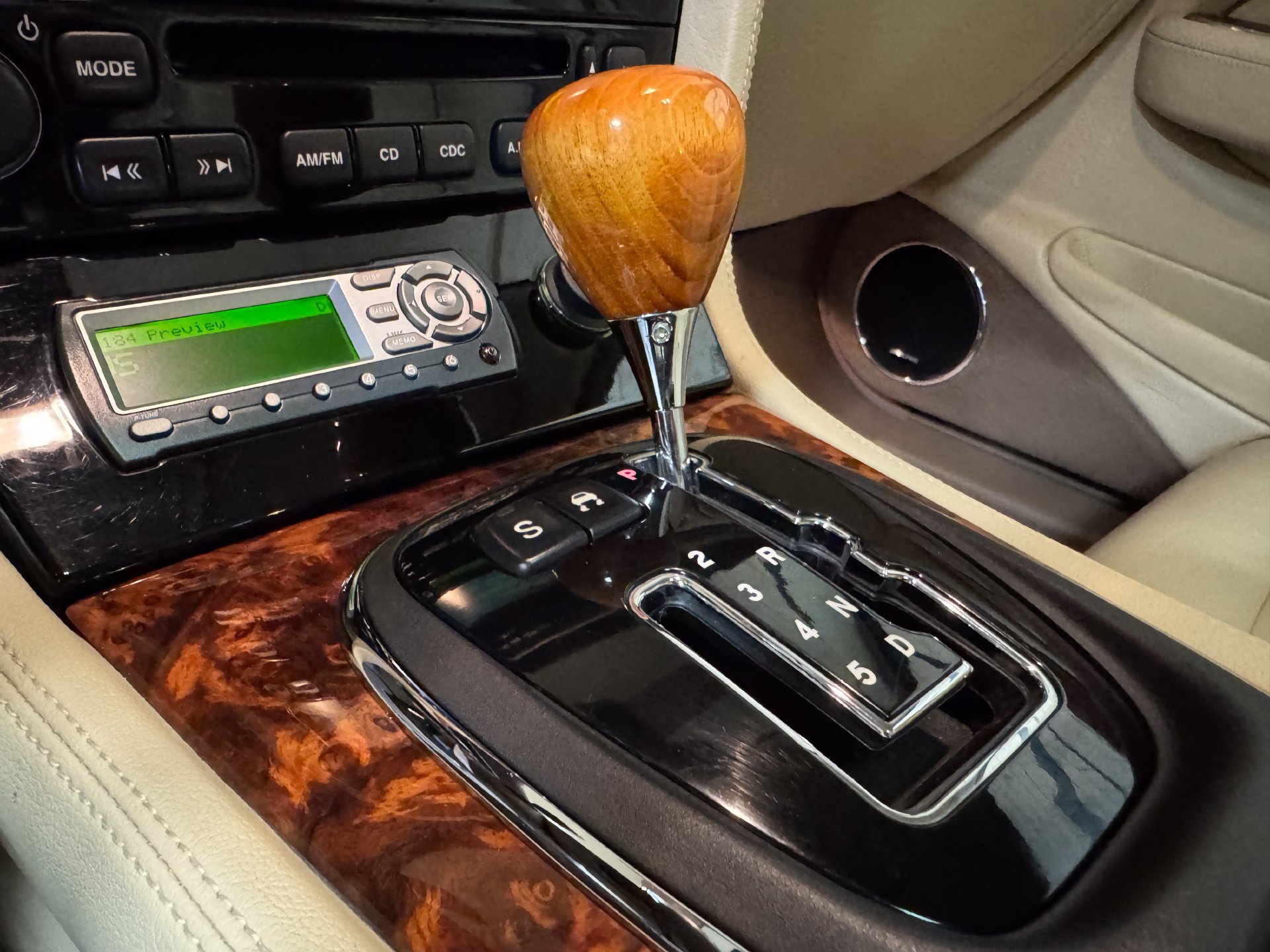 Used 2007 Jaguar XJ8 RWD image 54