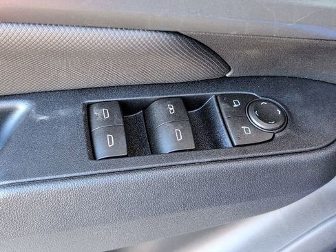 New 2026 Chevrolet Equinox EV RS image 17