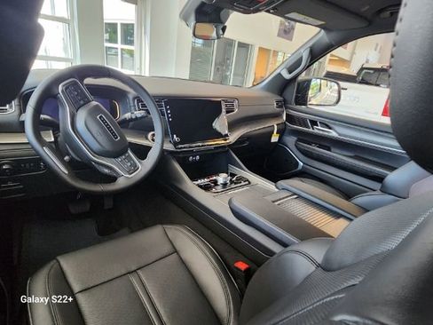 New 2024 Jeep Wagoneer Series II w/ Convenience Group I AWD/4WD image 28