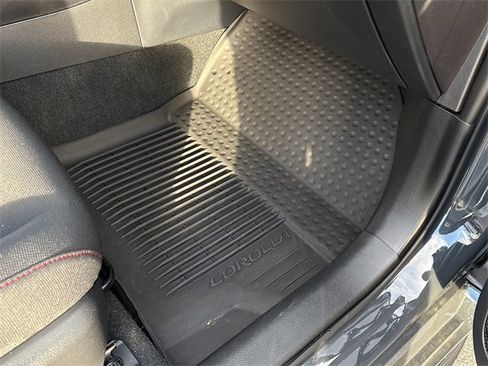 Used 2026 Toyota Corolla SE image 39