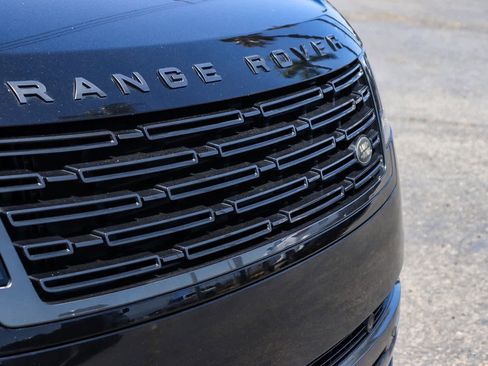 Used 2023 Land Rover Range Rover SE AWD/4WD image 6